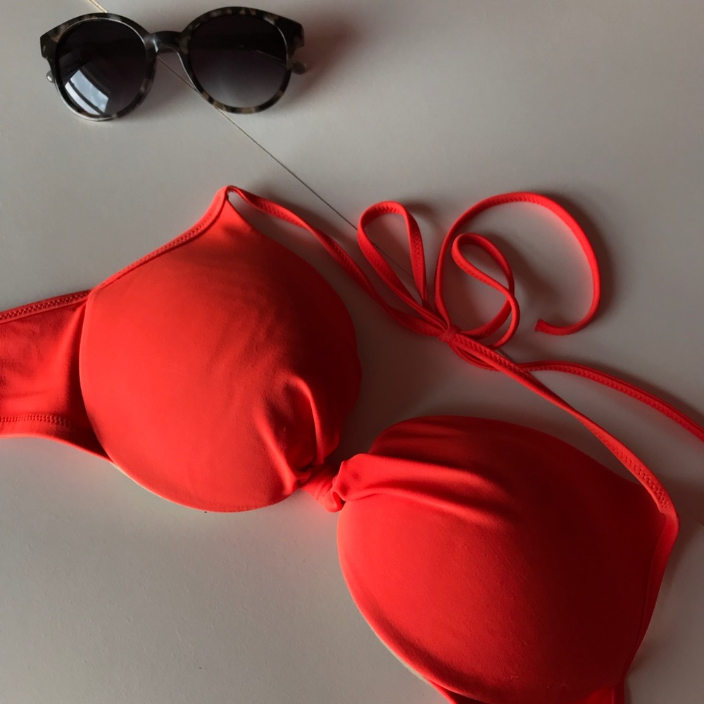 Victoria’s Secret red bikini top, 32-34 B-C